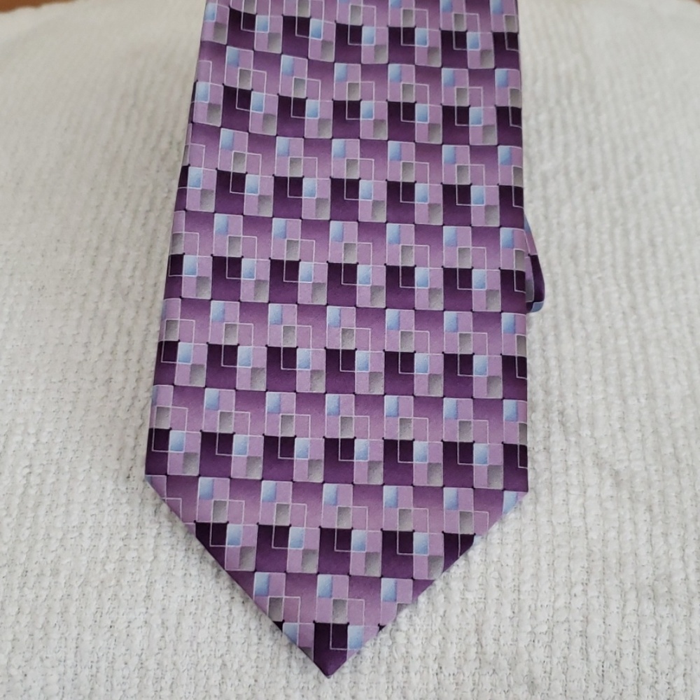 Neck tie